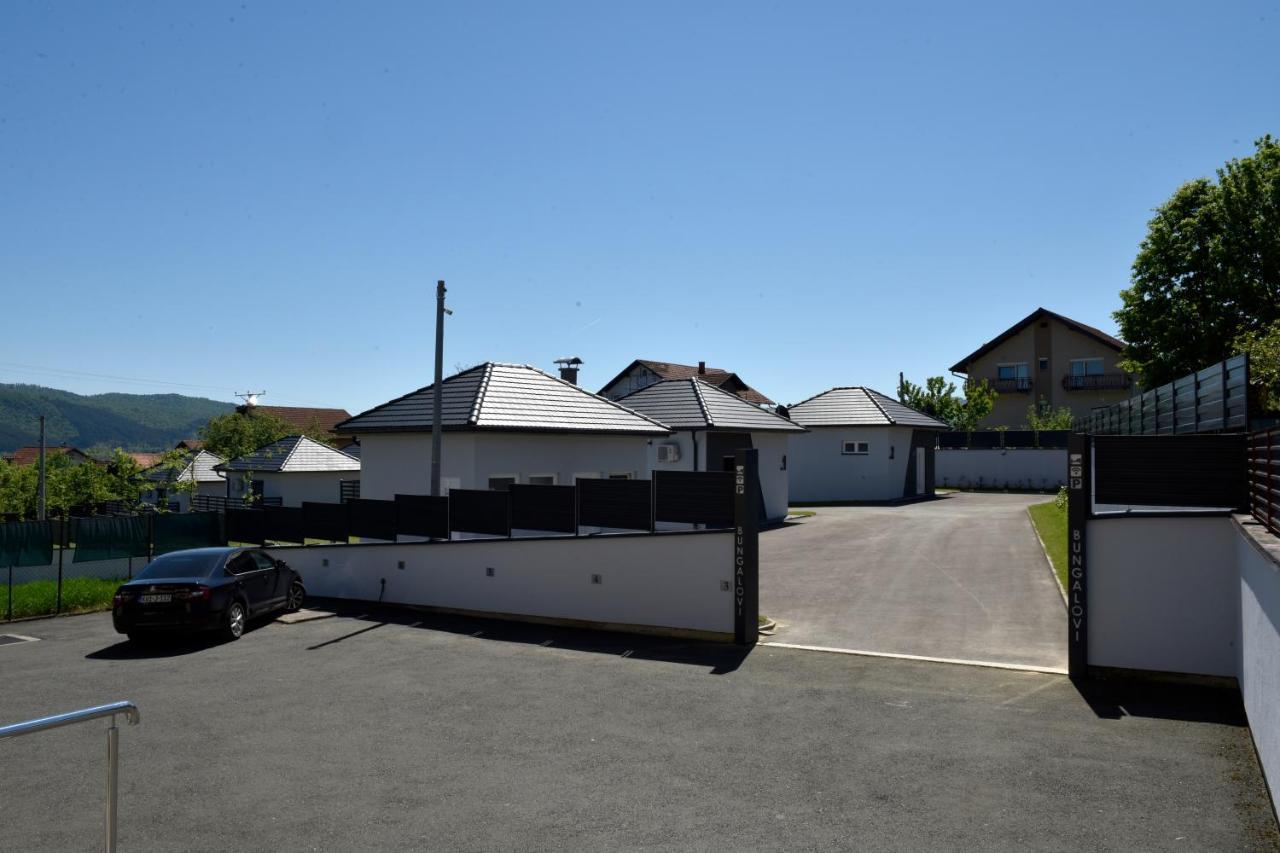 Apartmani I Bungalovi Trojka Баня-Лука Екстер'єр фото