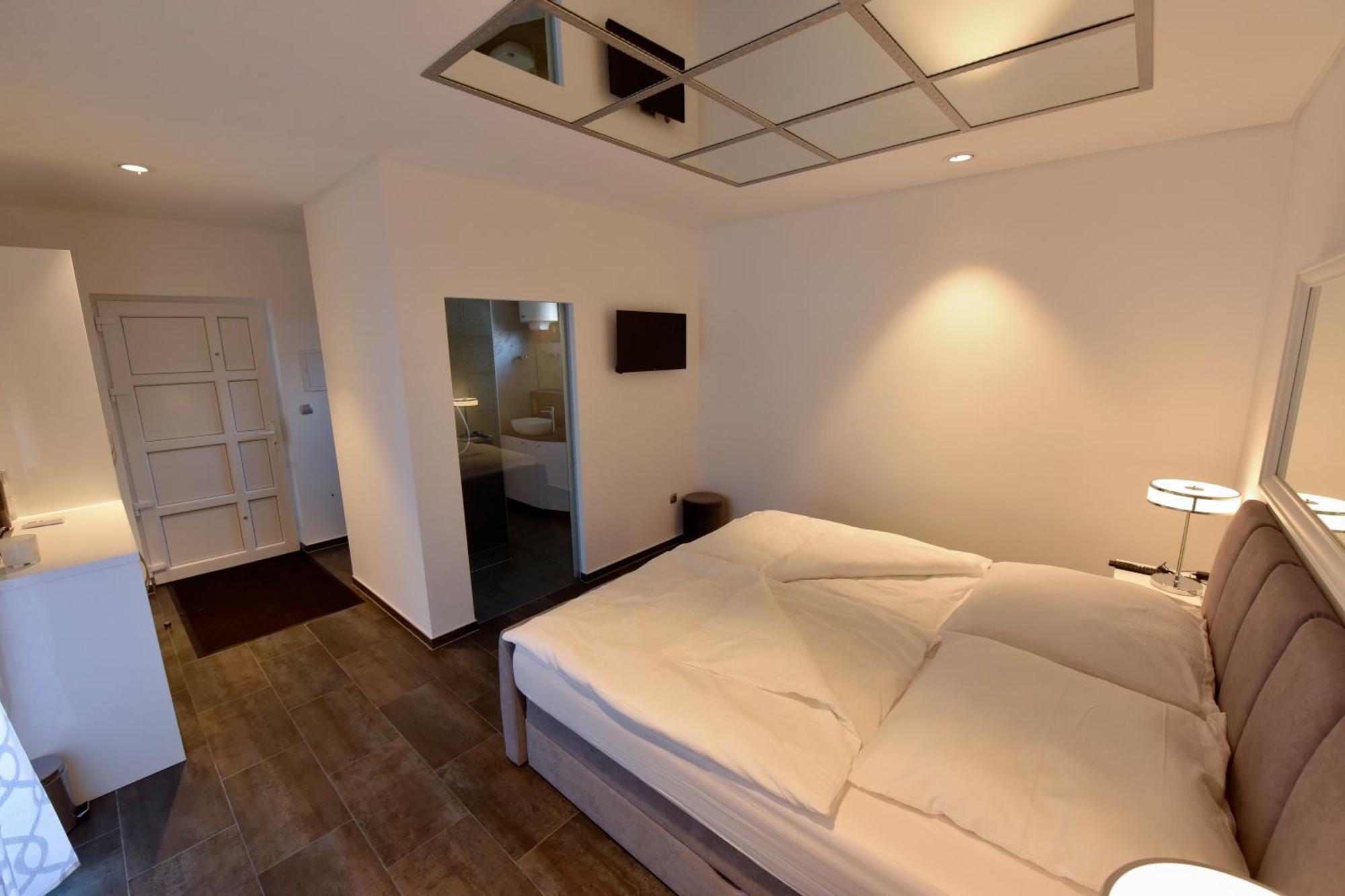 Apartmani I Bungalovi Trojka Баня-Лука Номер фото