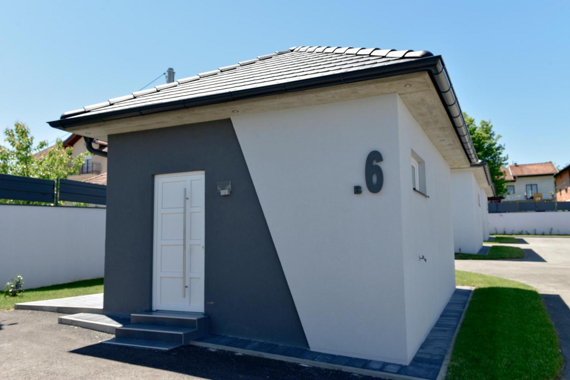 Apartmani I Bungalovi Trojka Баня-Лука Номер фото