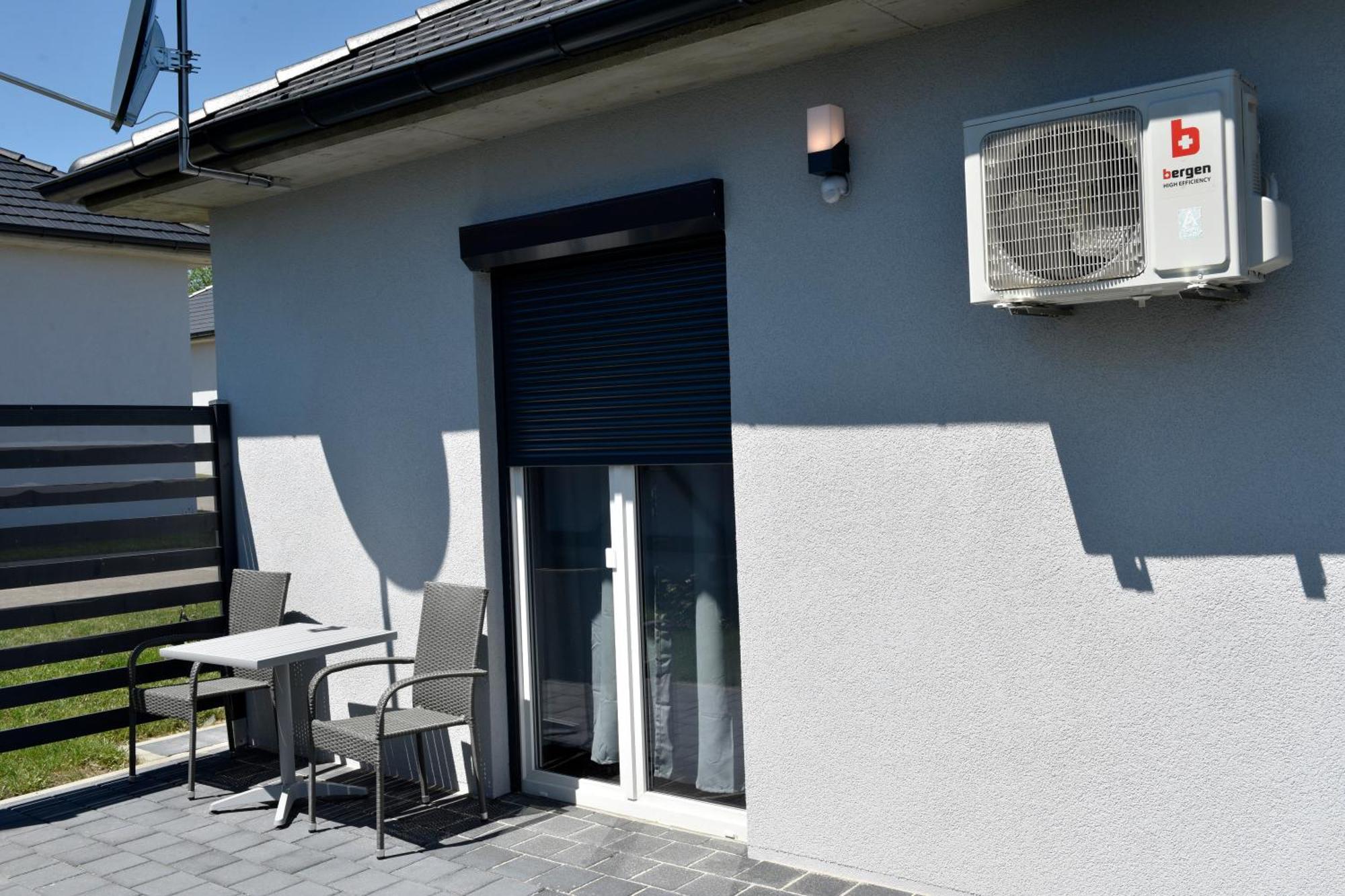 Apartmani I Bungalovi Trojka Баня-Лука Номер фото