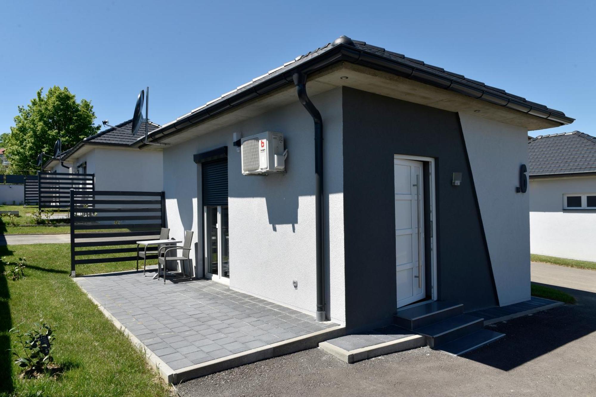 Apartmani I Bungalovi Trojka Баня-Лука Номер фото