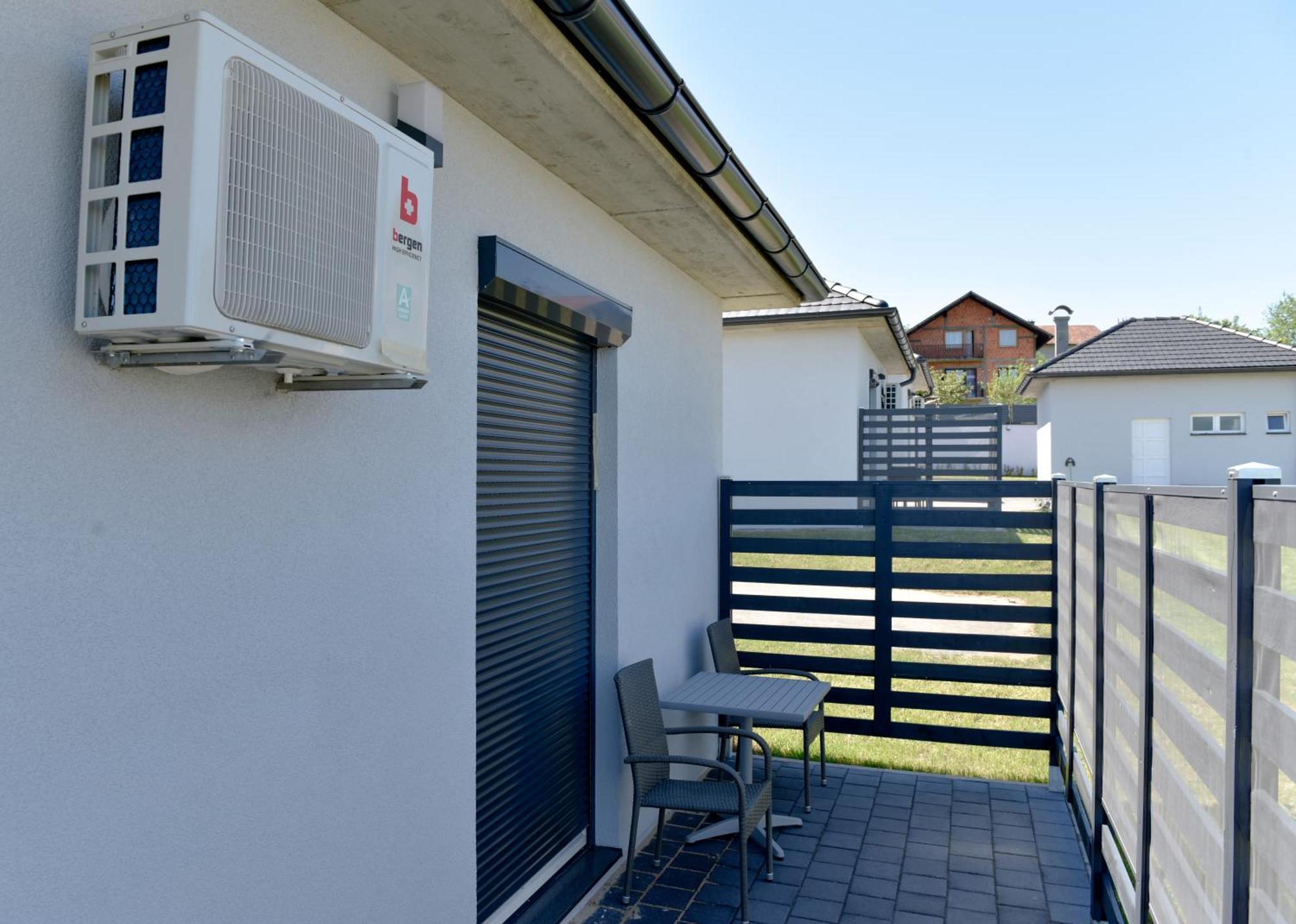 Apartmani I Bungalovi Trojka Баня-Лука Номер фото