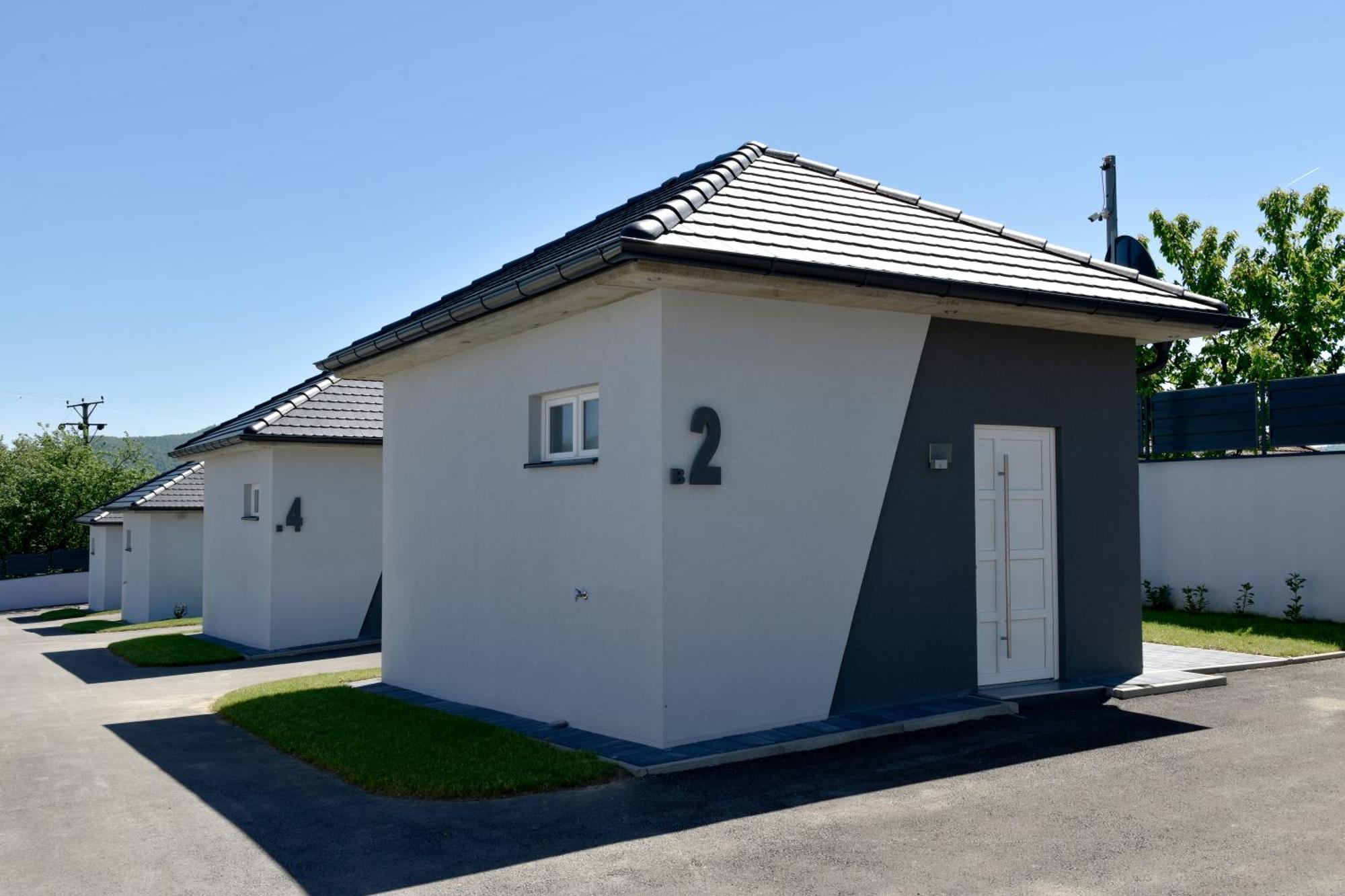 Apartmani I Bungalovi Trojka Баня-Лука Номер фото